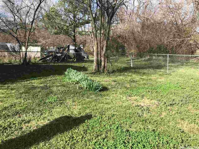 127 N Walnut St