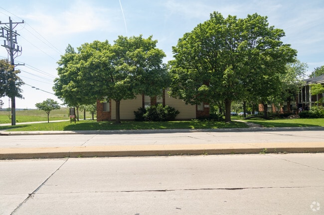 Good Tree Apartments - Good Tree Apartments