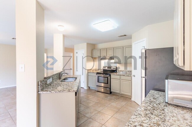 Photo - 419 Indian Meadow Dr