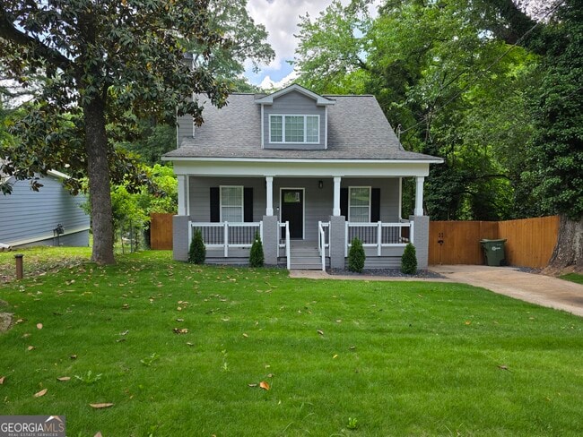Photo - 135 Howell Dr SW Casa