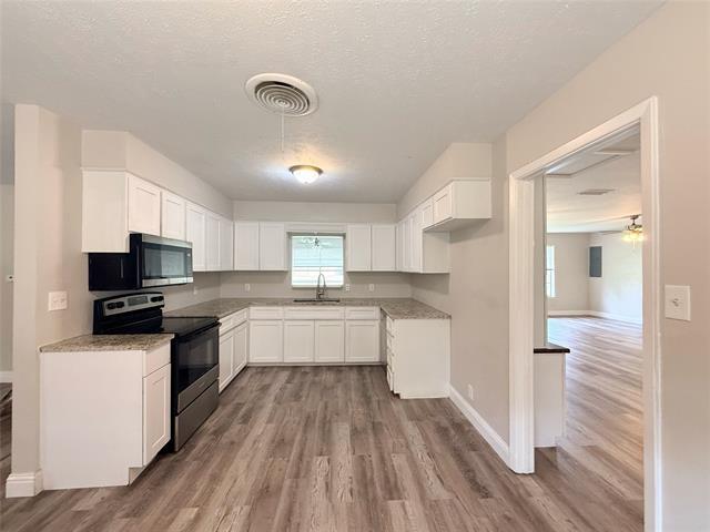 Photo - 4075 Old Bonham Rd