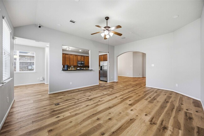 Photo - 21211 Mandarin Glen Cir