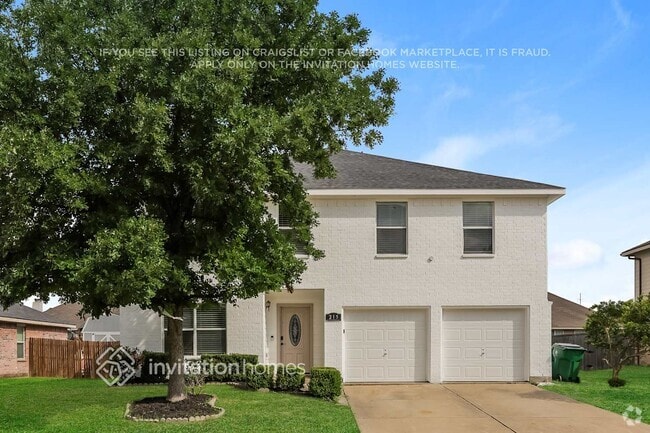 Building Photo - 215 Equestrian Dr Rental