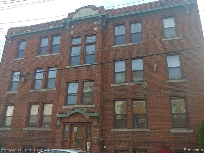 Photo - 1535 W Canfield St Apartment Unit 1