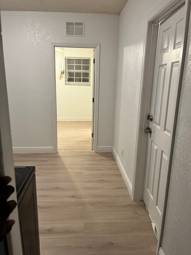 Photo - 7065 NW 49th Ct Apartamentos Unidad 1bd 1bath