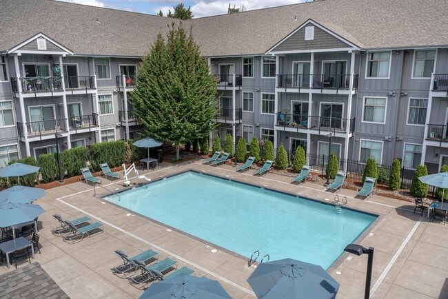 Courtyard with a View - Chase Courtyard Apartments