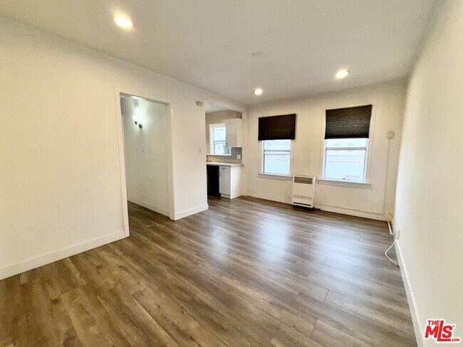 Photo - 1326 S Bronson Ave Unit 1328 1/2