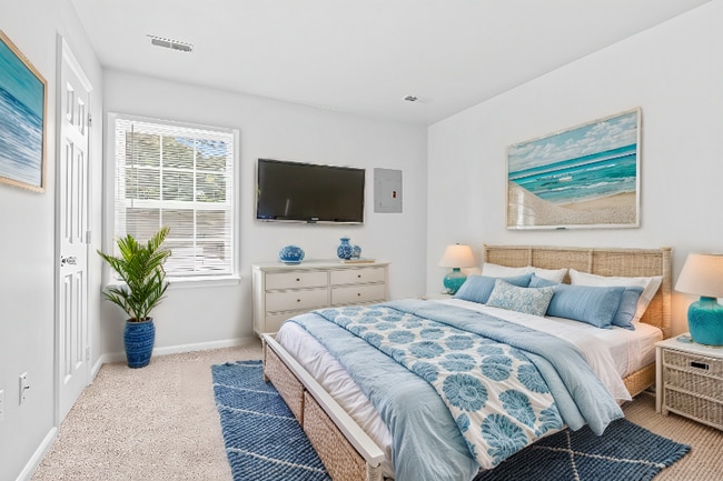 Photo - 1568 N King St Unit 2Commy