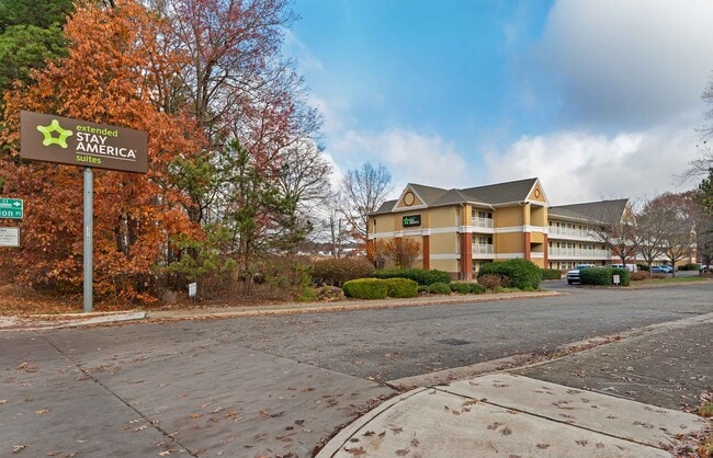 Furnished Studio-Newport News - Oyster Point