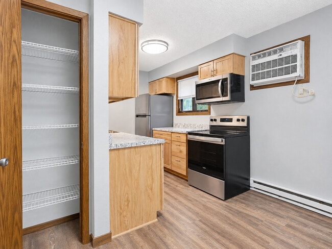 Wildwood Apartments