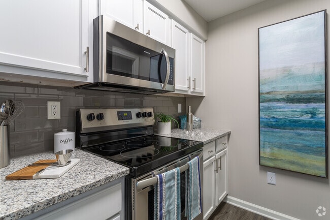 2BR, 2BA - The Carlyle at Godley Station