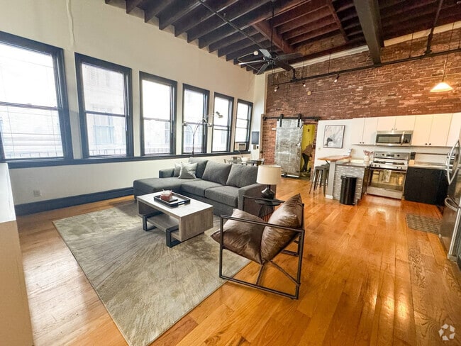 Building Photo - 13-19-19 Stanhope St Rental