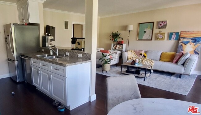 Photo - 10600 Eastborne Ave Unit 14