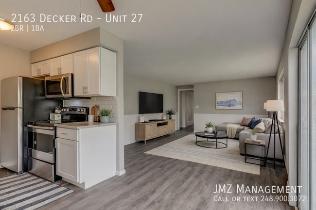 Building Photo - 2163 Decker Rd Unit 27