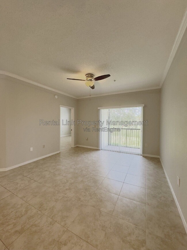 Photo - 11530 Villa Grand Unit Apartment 1121