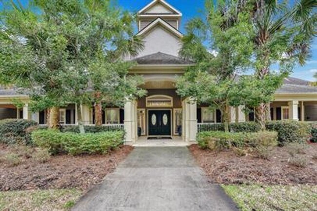 Photo - RATE DROP ALERT (was $2100/month)!