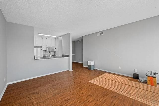 Photo - 1810 N Garrett Ave Unit 206