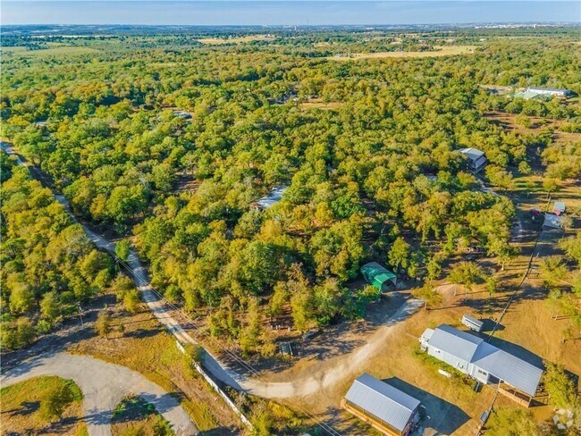 Building Photo - 8315 Burleson Manor Rd Rental