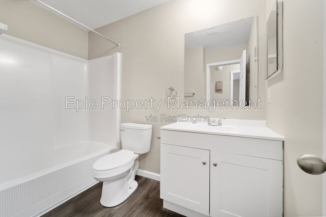 Photo - 11435 Old Goddard Rd Unit 3 13