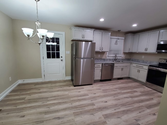 Photo - 83 E Boxley Dr