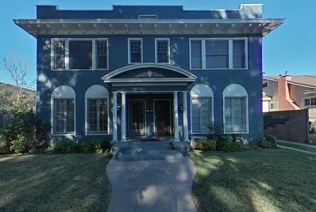 Photo - 207 W Windsor Rd Unidad 207