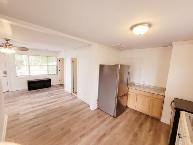 Building Photo - 315 Paridiso Pl Unit Paridiso Pl. 315 "R"