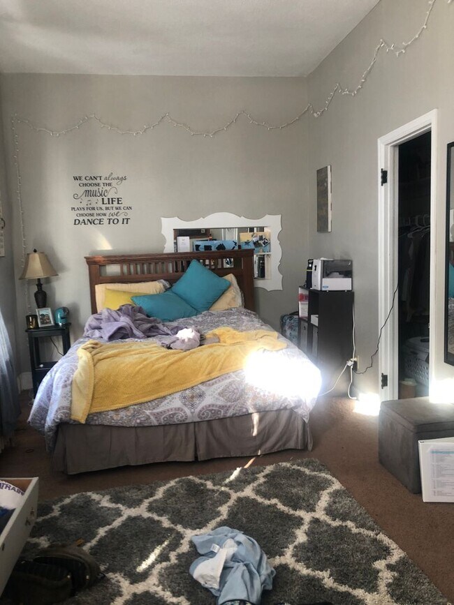 1912 Roblyn Ave Unit 1