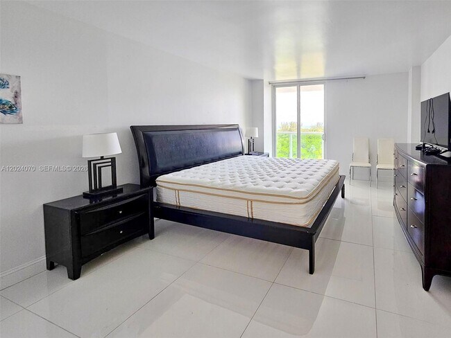 Photo - 100 Bayview Dr Unidad 722
