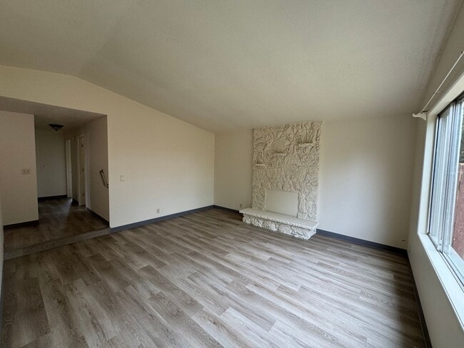 Photo - 3 Bedroom, 2 Bath Single Family Home in Cal Young/Gilham Neighborhood