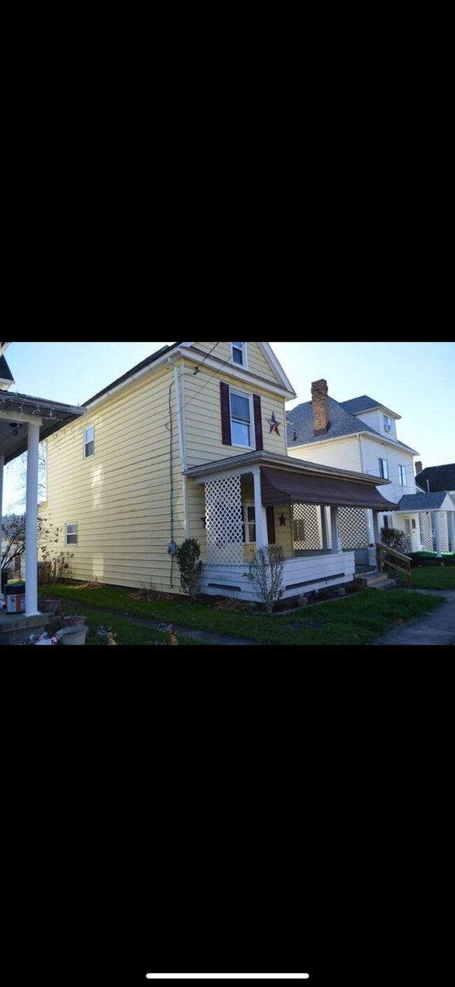 Photo - 818 Gaston Ave