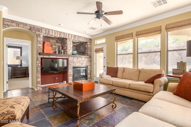 Photo - 18533 Verdin Rd