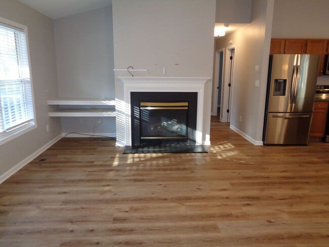 Photo - NICE-One Level House for Rent in Oak Ridge