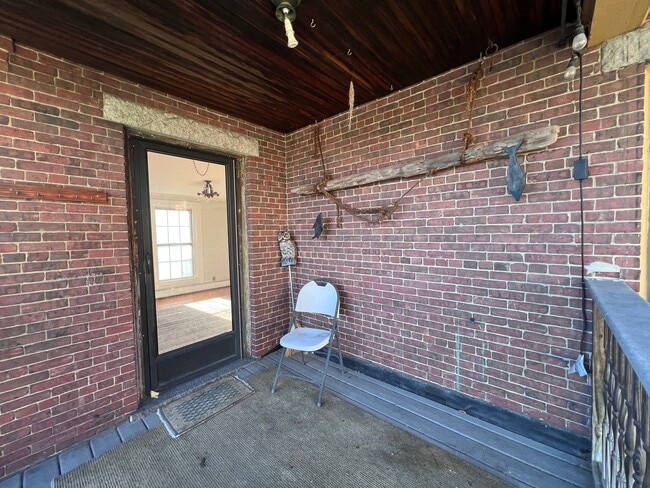 179 Lowell St Unit 2