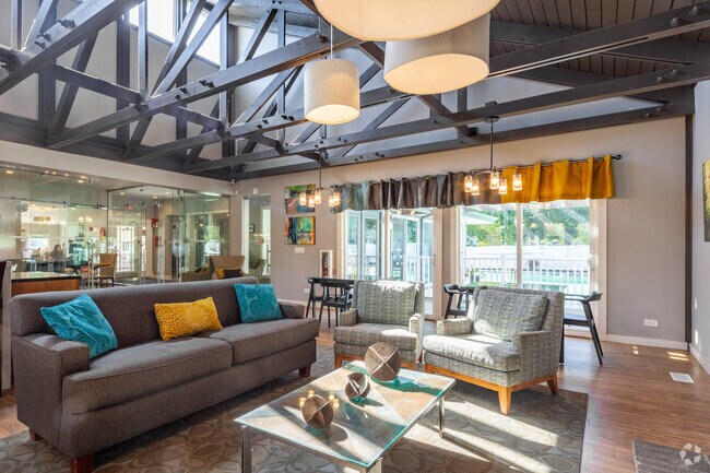 Casa club - Woodbury Place Apartments