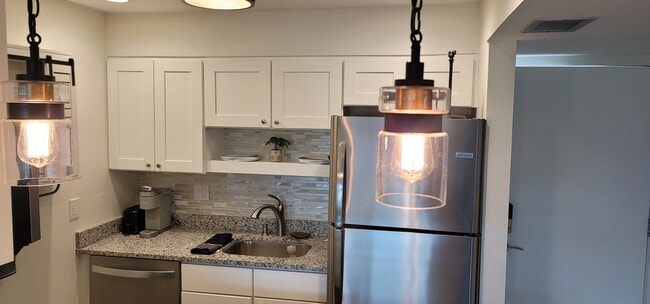 Photo - 1830 Robalo Dr Unit B103