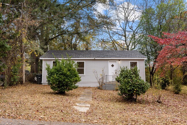 Photo - 2113 Rambow Ave SW