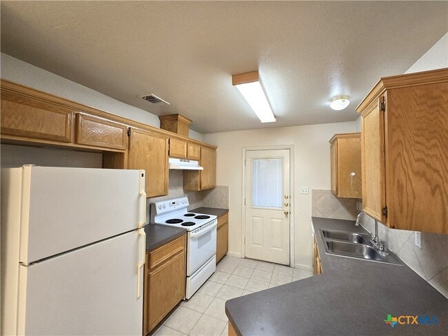 Photo - 1411 Nicholas Cir