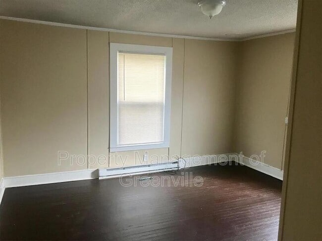 Photo - 420 West Ave