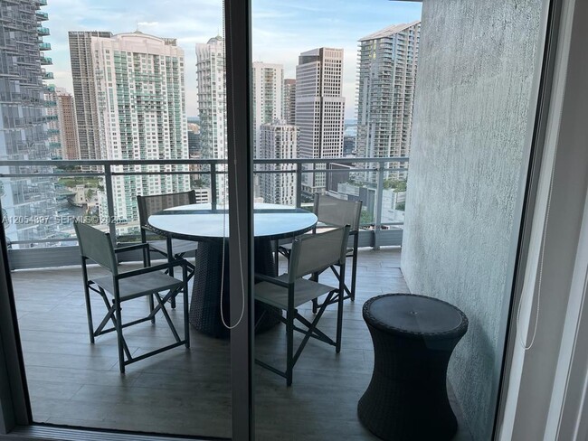 Photo - 90 SW 3rd St Unit 3004