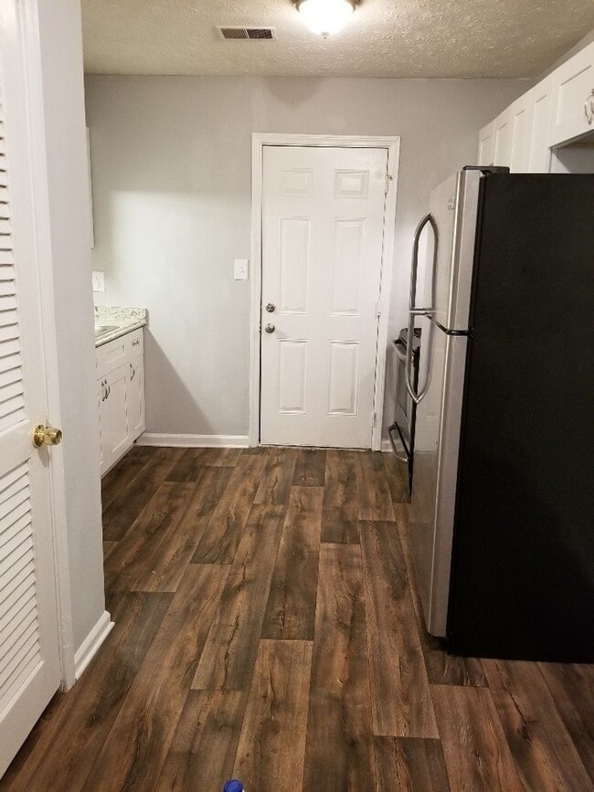 Photo - 5889 Lone Oak Dr SW Unit 5889