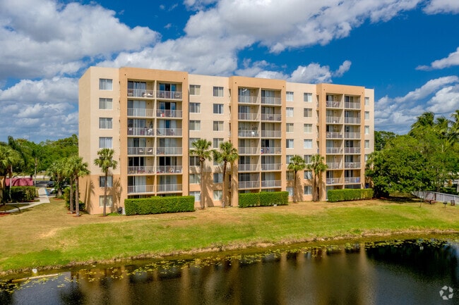 Tennis Towers Apartments