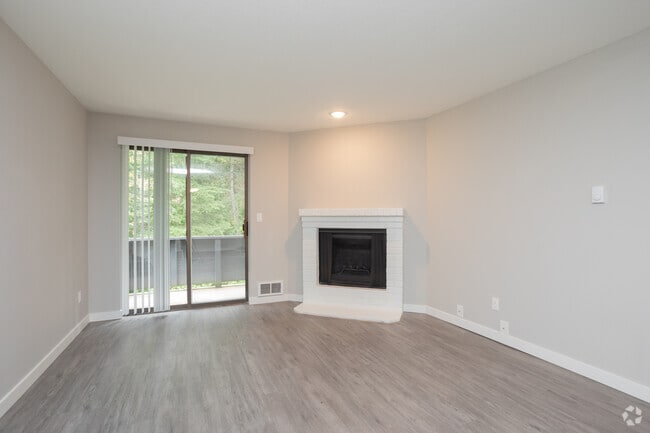 2BR, 2BA - 820 SF - The Ardent at Mill Creek