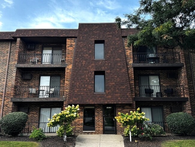 Building Photo - 14536 S Muskegon Ave Unit 14536