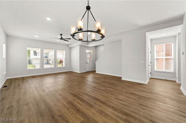 Photo - 2240 E 97th St