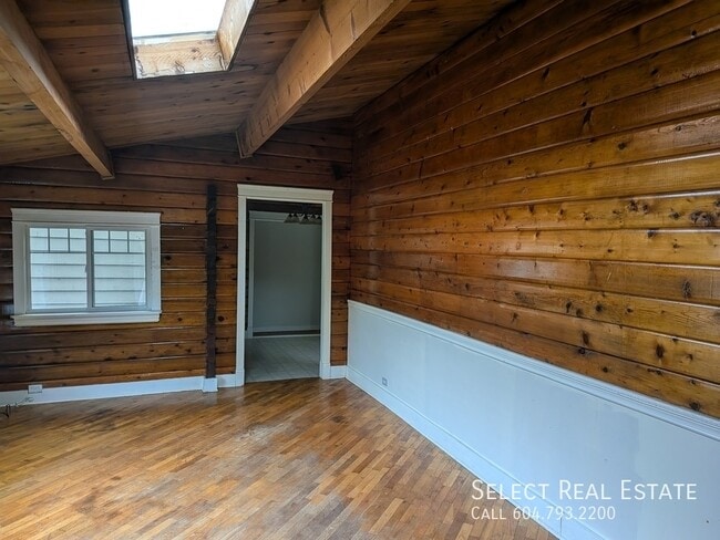 Photo - 46520 Clayton Ave