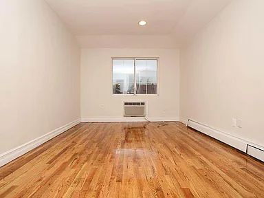 Photo - 319 Winthrop St