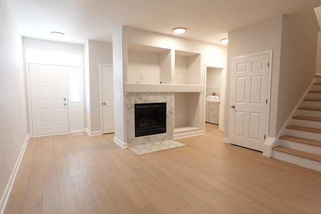 Photo - 1432 Remington Ln