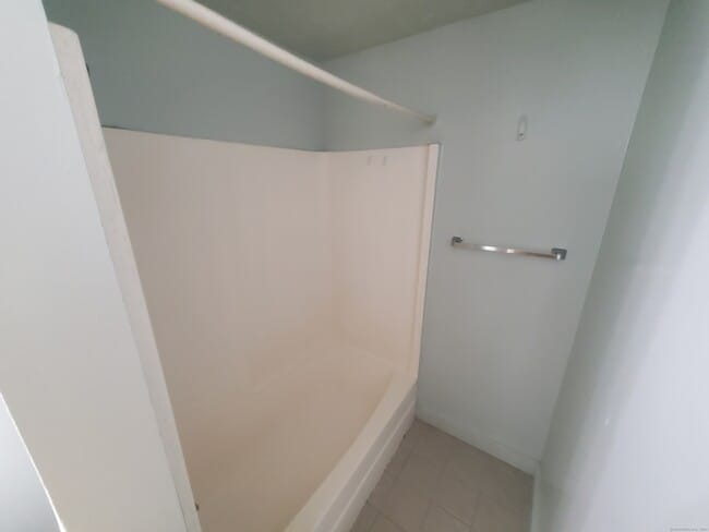 Photo - 949 Pleasant Valley Rd Unidad 5-9