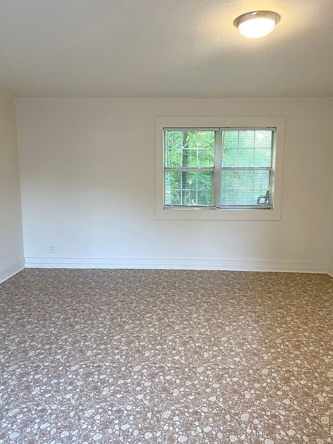 Photo - 2046B Grand St, Beaumont, TX 77703