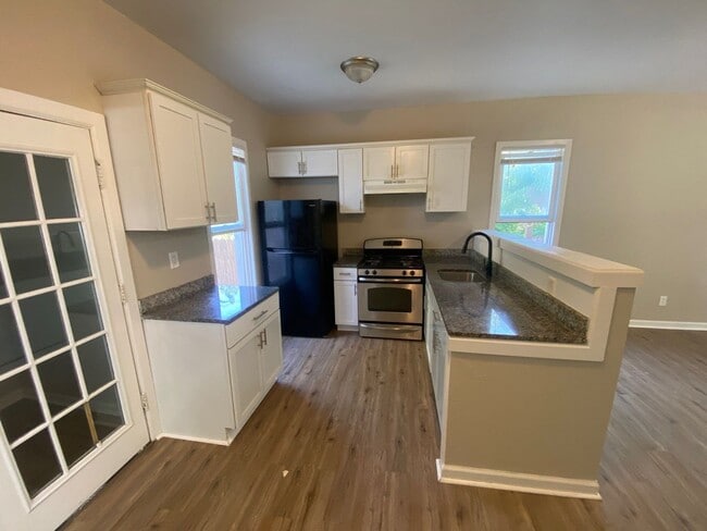 Photo - Fully Renovated 4-Bedroom Home – Move-In R...